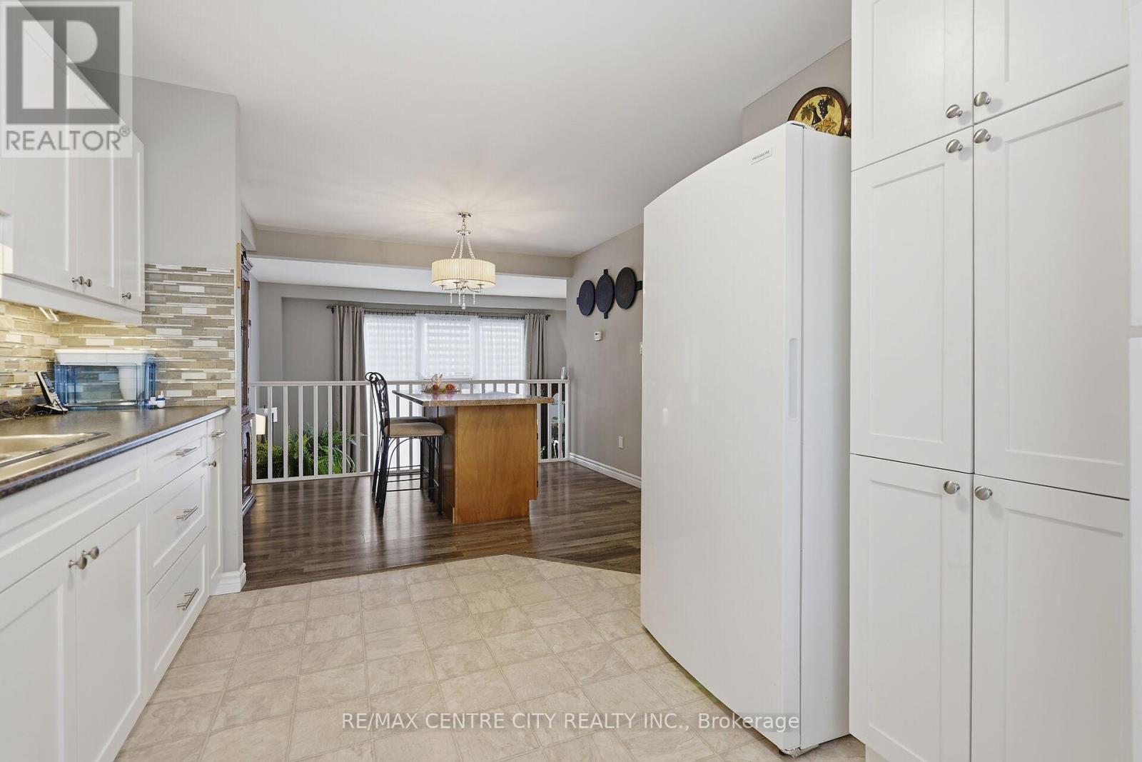 44 - 159 Deveron Crescent, London South, Ontario  N5Z 4J7 - Photo 18 - X12915276