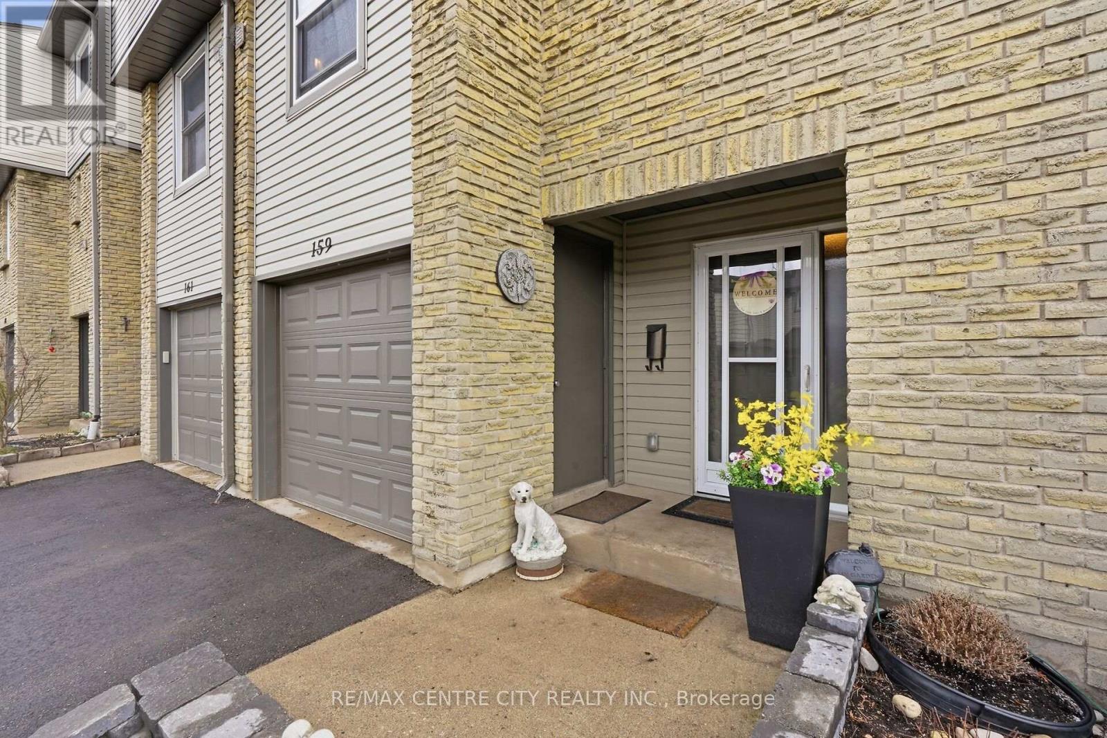 44 - 159 Deveron Crescent, London South, Ontario  N5Z 4J7 - Photo 4 - X12915276