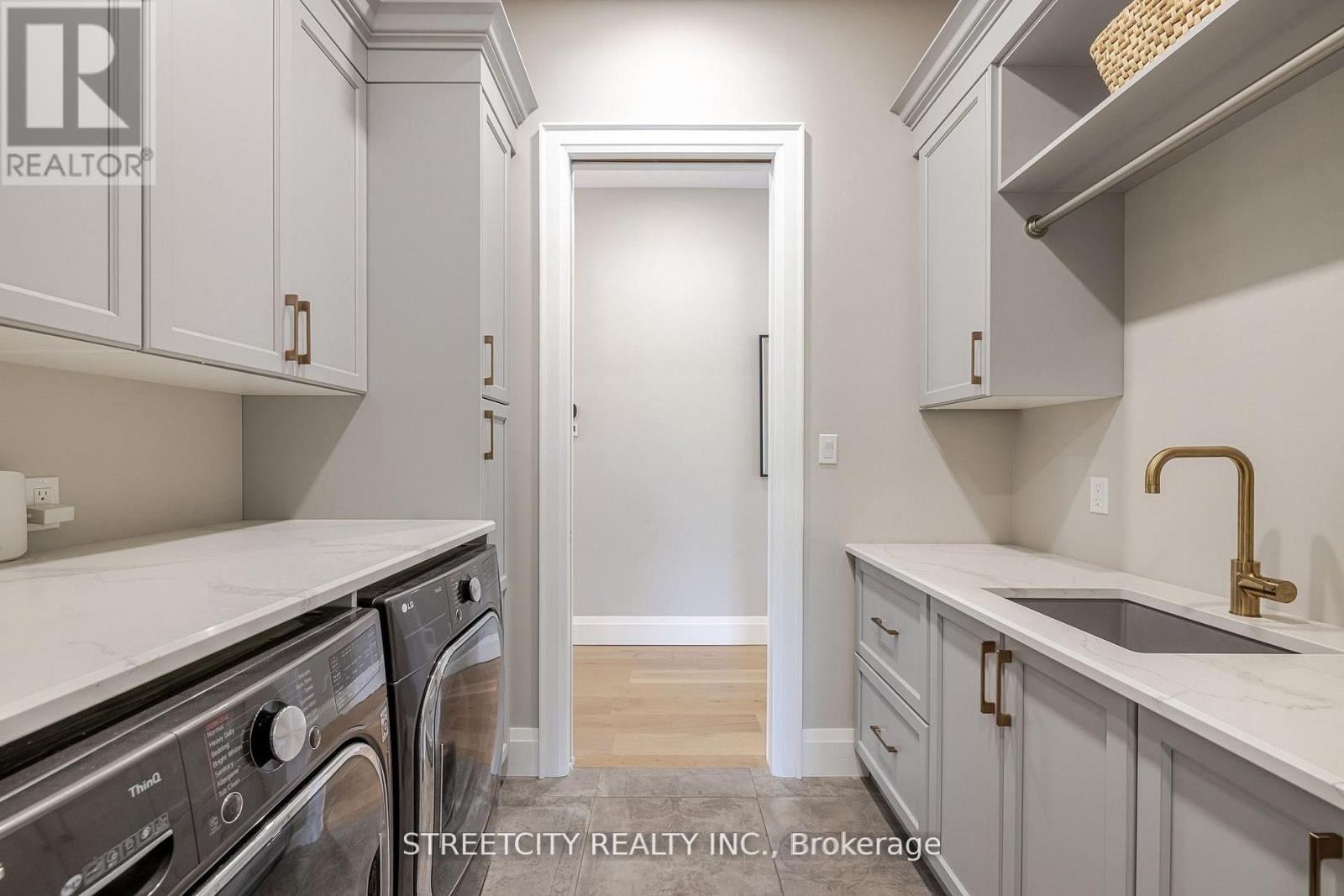 20724 Denfield Road, London North, Ontario  N6H 5L2 - Photo 17 - X12915290