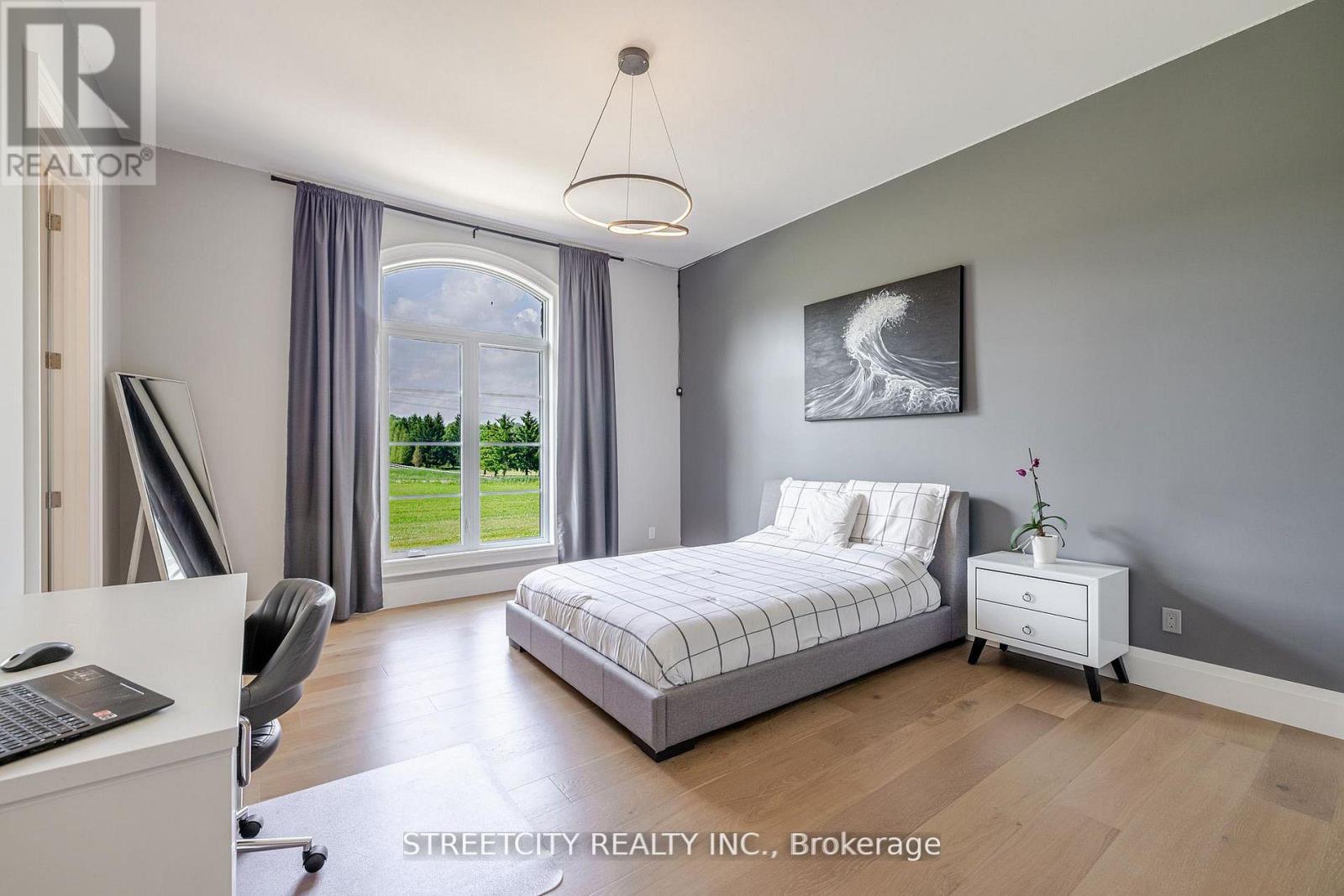 20724 Denfield Road, London North, Ontario  N6H 5L2 - Photo 22 - X12915290