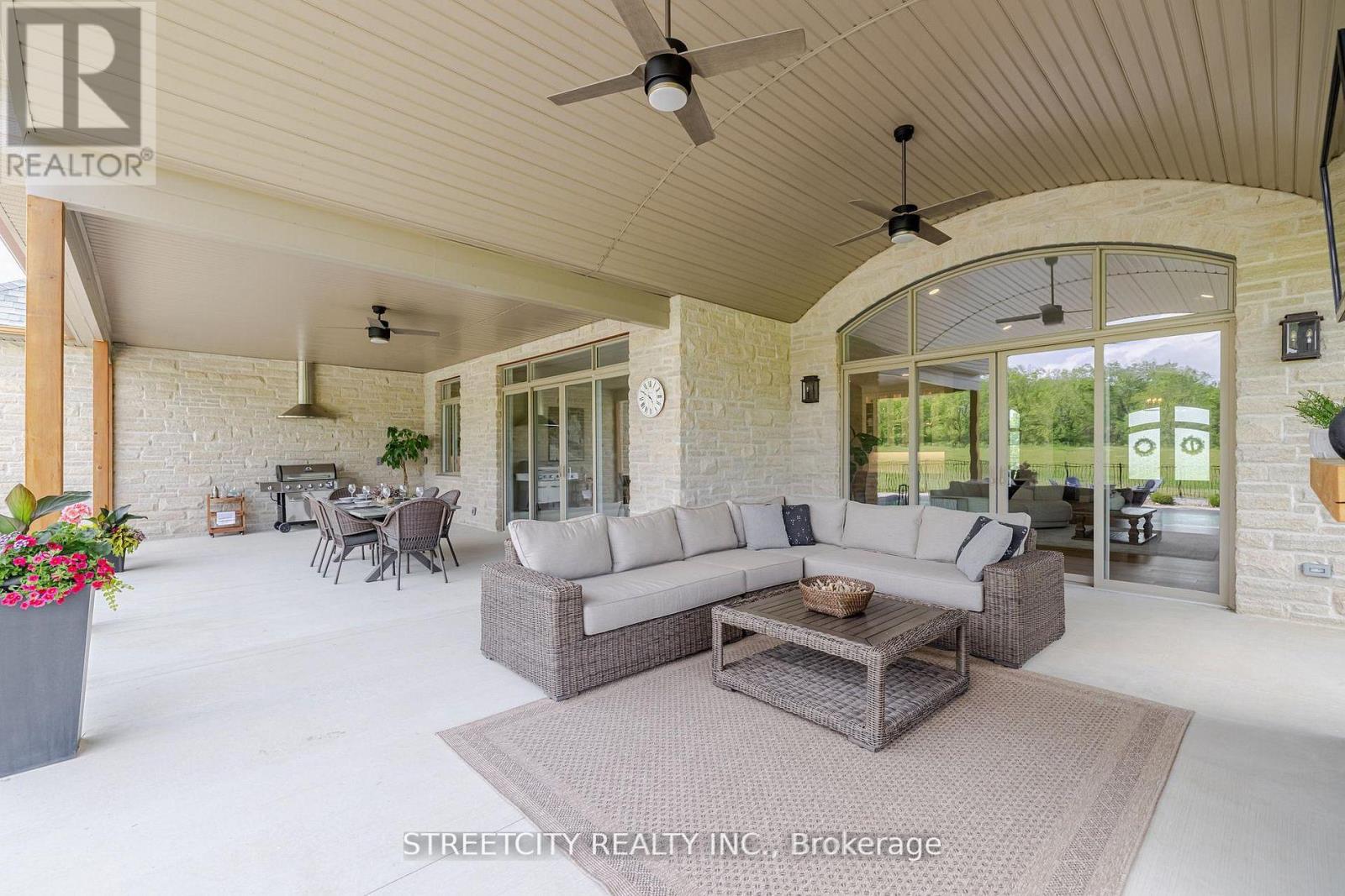 20724 Denfield Road, London North, Ontario  N6H 5L2 - Photo 32 - X12915290