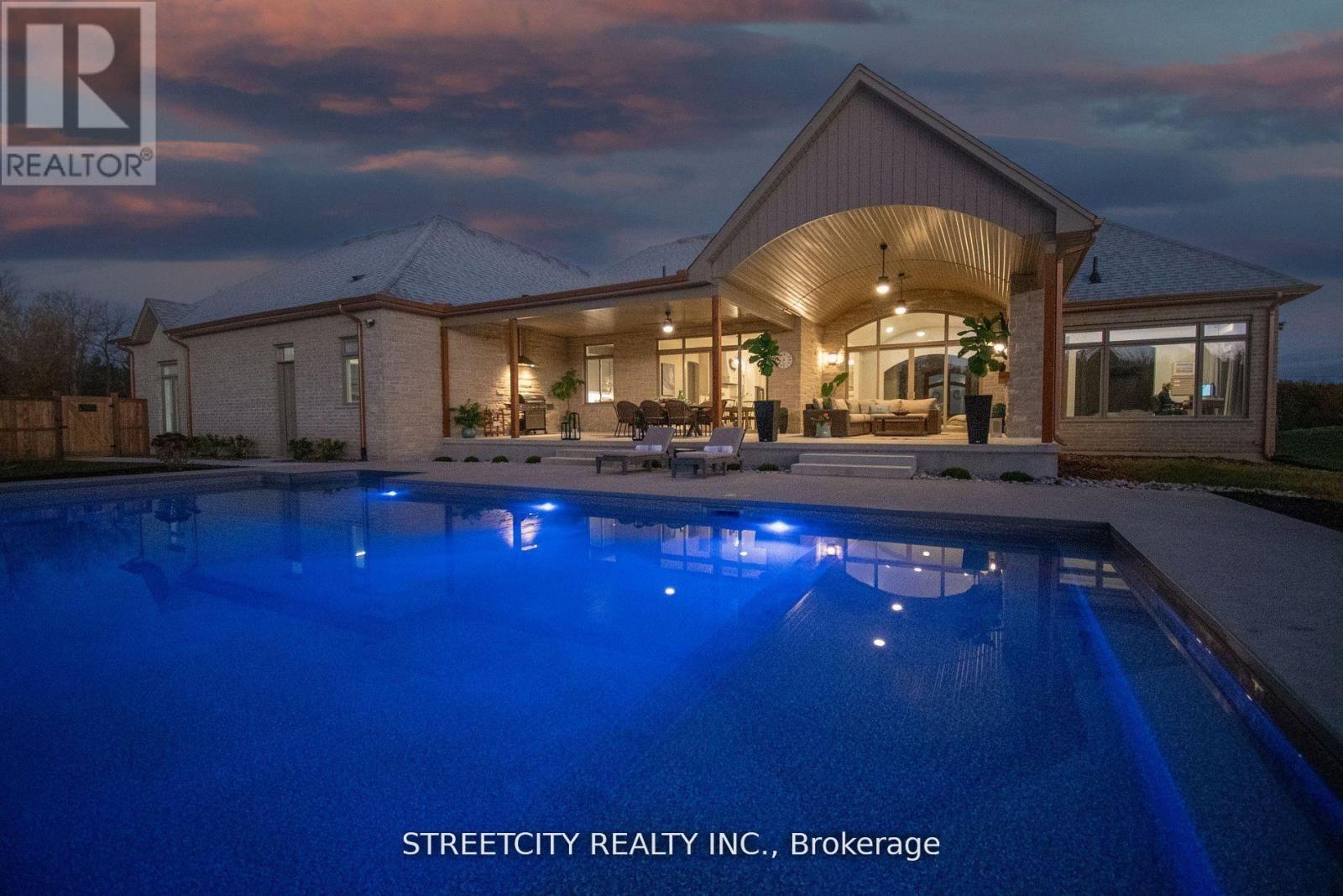 20724 Denfield Road, London North, Ontario  N6H 5L2 - Photo 39 - X12915290