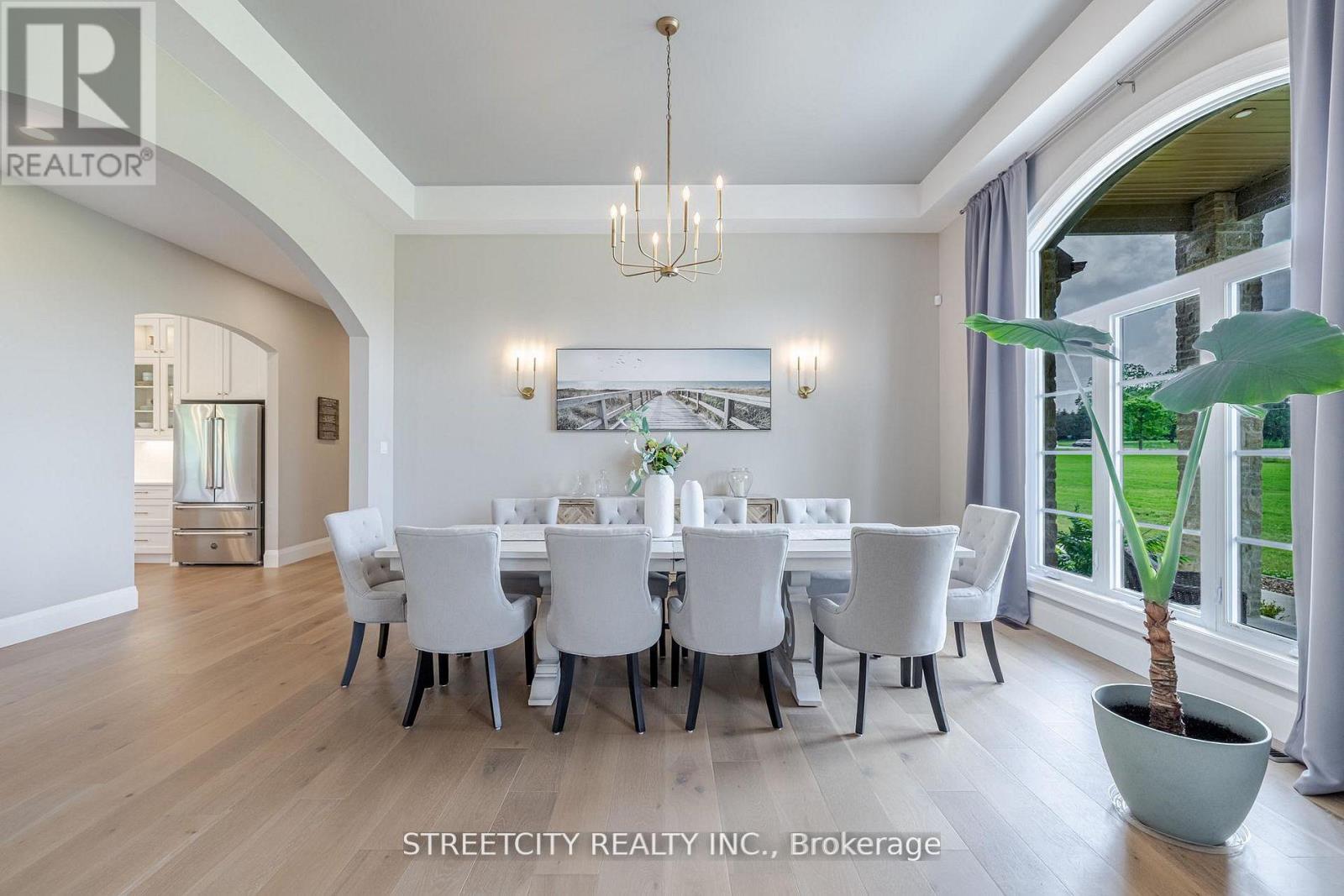 20724 Denfield Road, London North, Ontario  N6H 5L2 - Photo 6 - X12915290