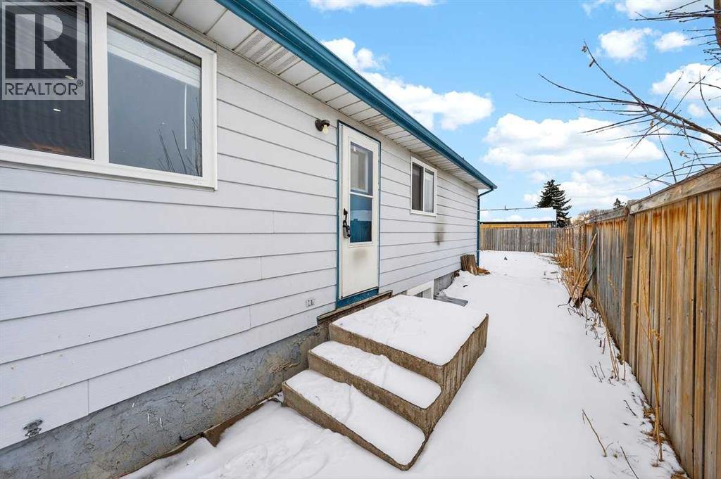 14 Aberdare Crescent Ne, Calgary, Alberta  T2A 6V6 - Photo 42 - A2294881