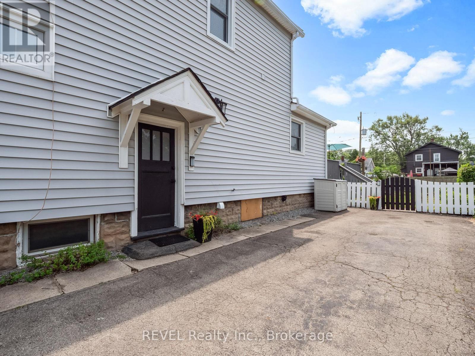259 Dufferin Street, Fort Erie, Ontario  L2A 2T7 - Photo 17 - X12913762