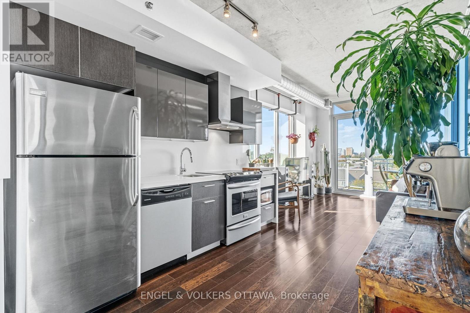 603 - 360 Mcleod Street, Ottawa, Ontario  K2P 1A9 - Photo 5 - X12915112