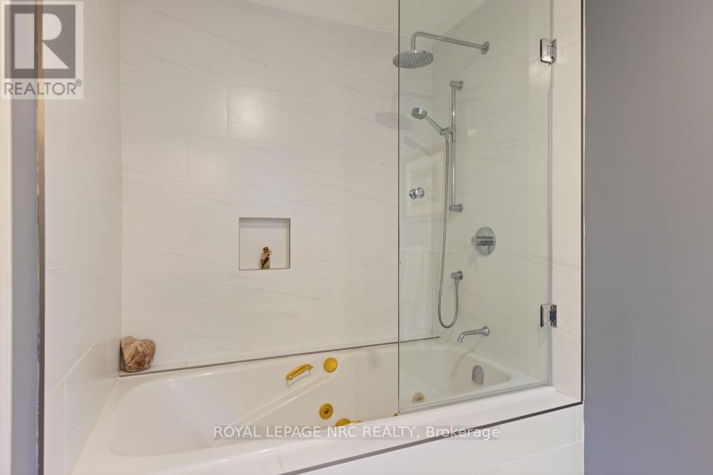 7 Christopher Street, Niagara-On-The-Lake, Ontario  L0S 1J0 - Photo 37 - X12915098