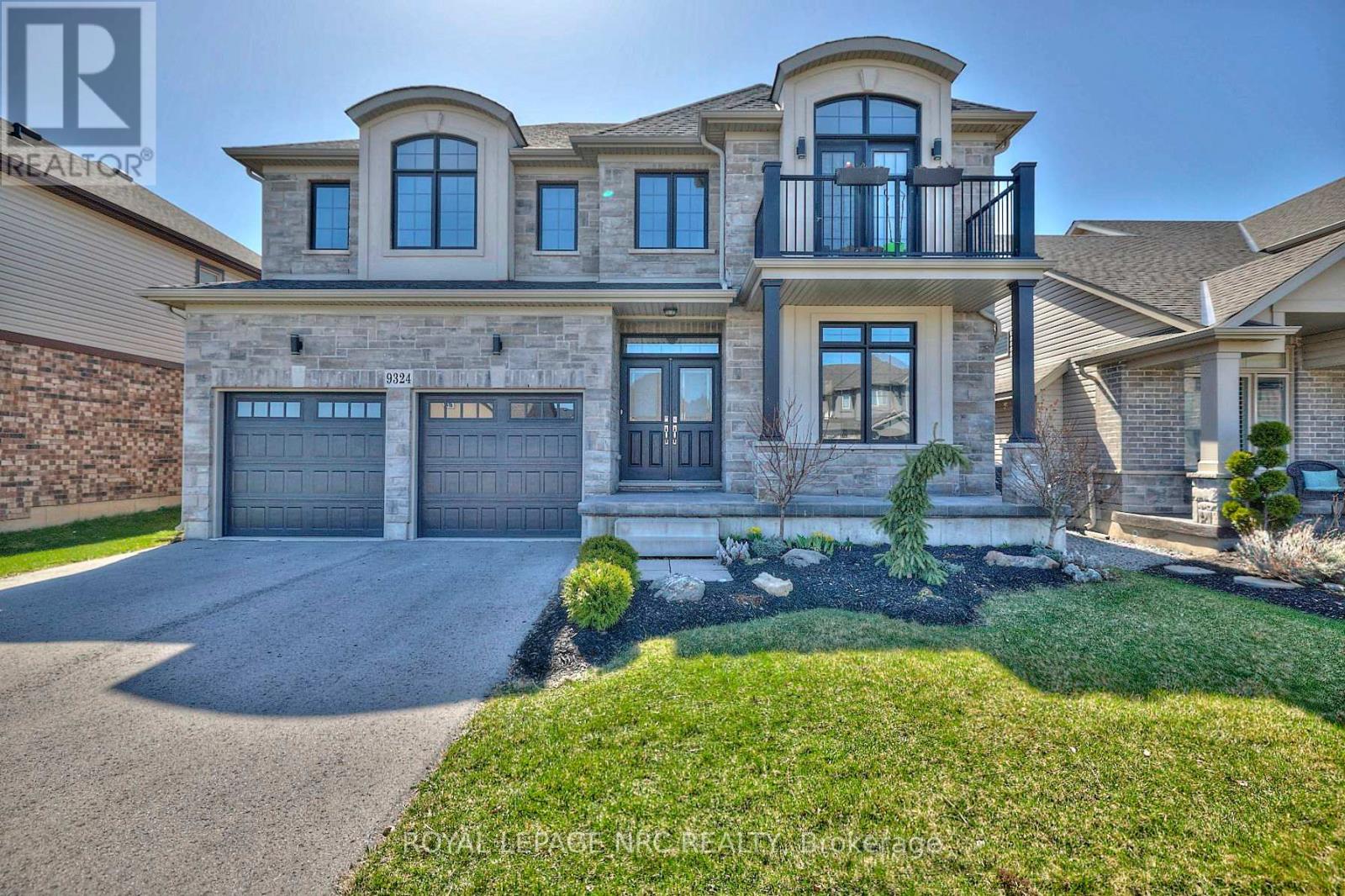 9324 Madison Crescent, Niagara Falls, Ontario  L2H 0M3 - Photo 1 - X12915124