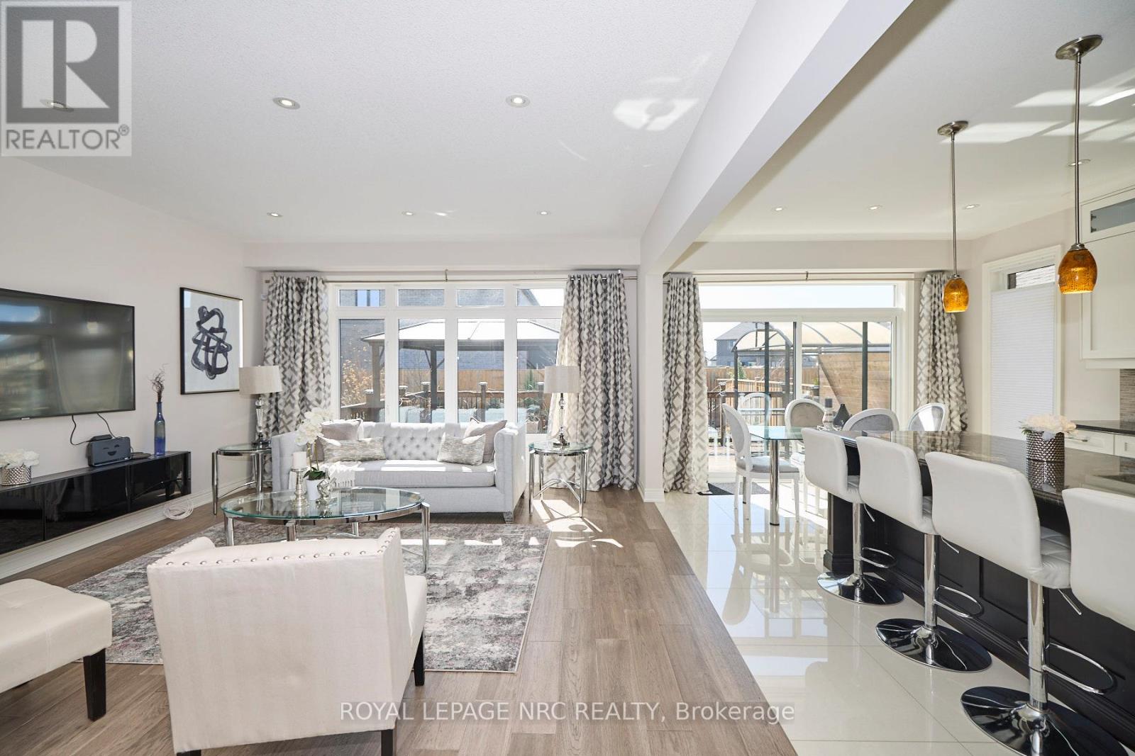 9324 Madison Crescent, Niagara Falls, Ontario  L2H 0M3 - Photo 11 - X12915124