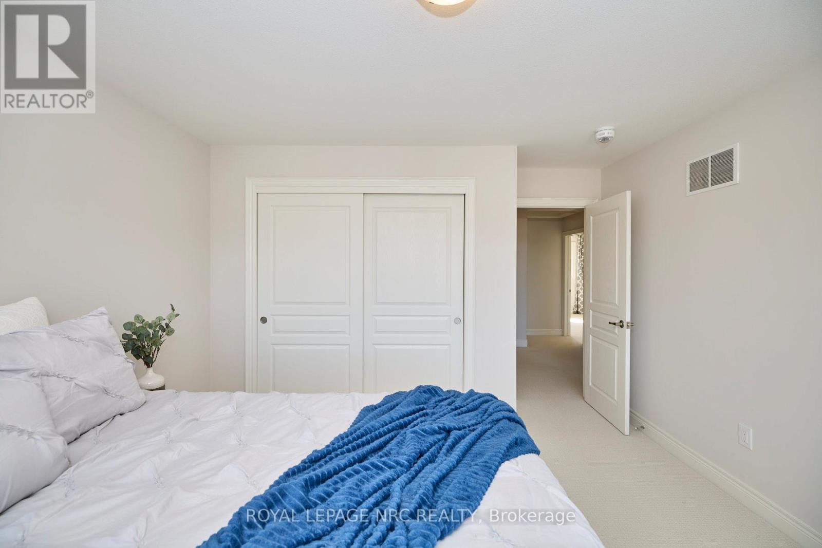 9324 Madison Crescent, Niagara Falls, Ontario  L2H 0M3 - Photo 41 - X12915124