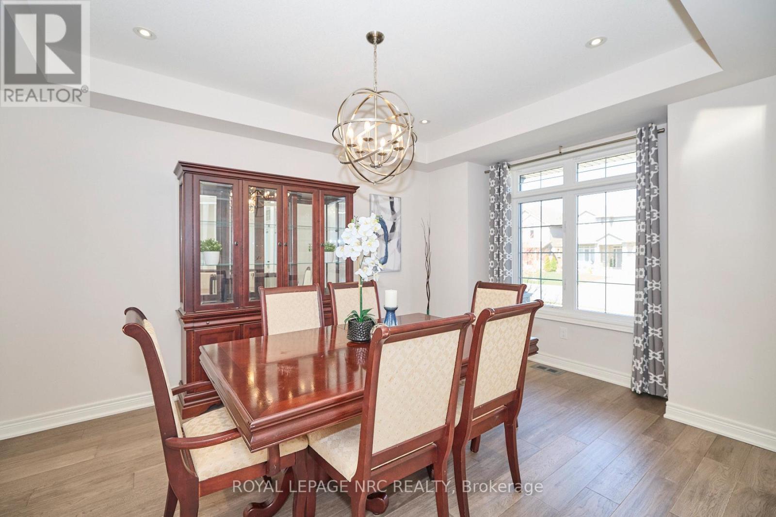 9324 Madison Crescent, Niagara Falls, Ontario  L2H 0M3 - Photo 14 - X12915190