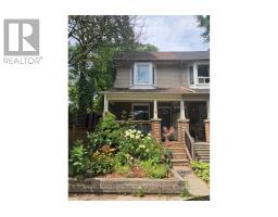 4 FELSTEAD AVENUE, Toronto, Ontario