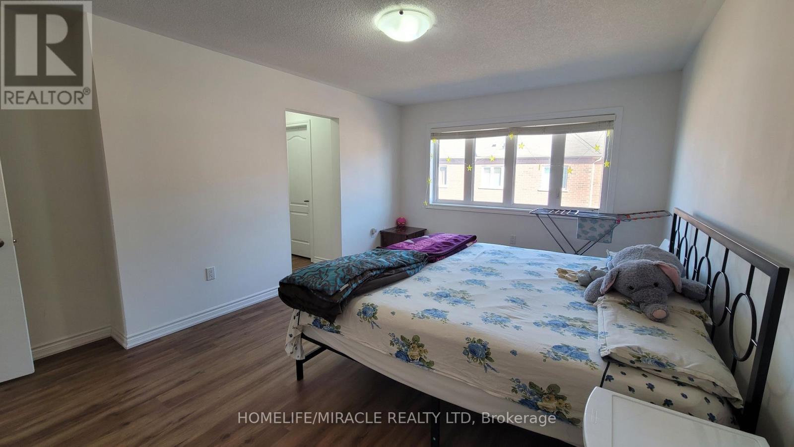 56 Dolobram Trail, Brampton, Ontario  L7A 4Y3 - Photo 10 - W12914438