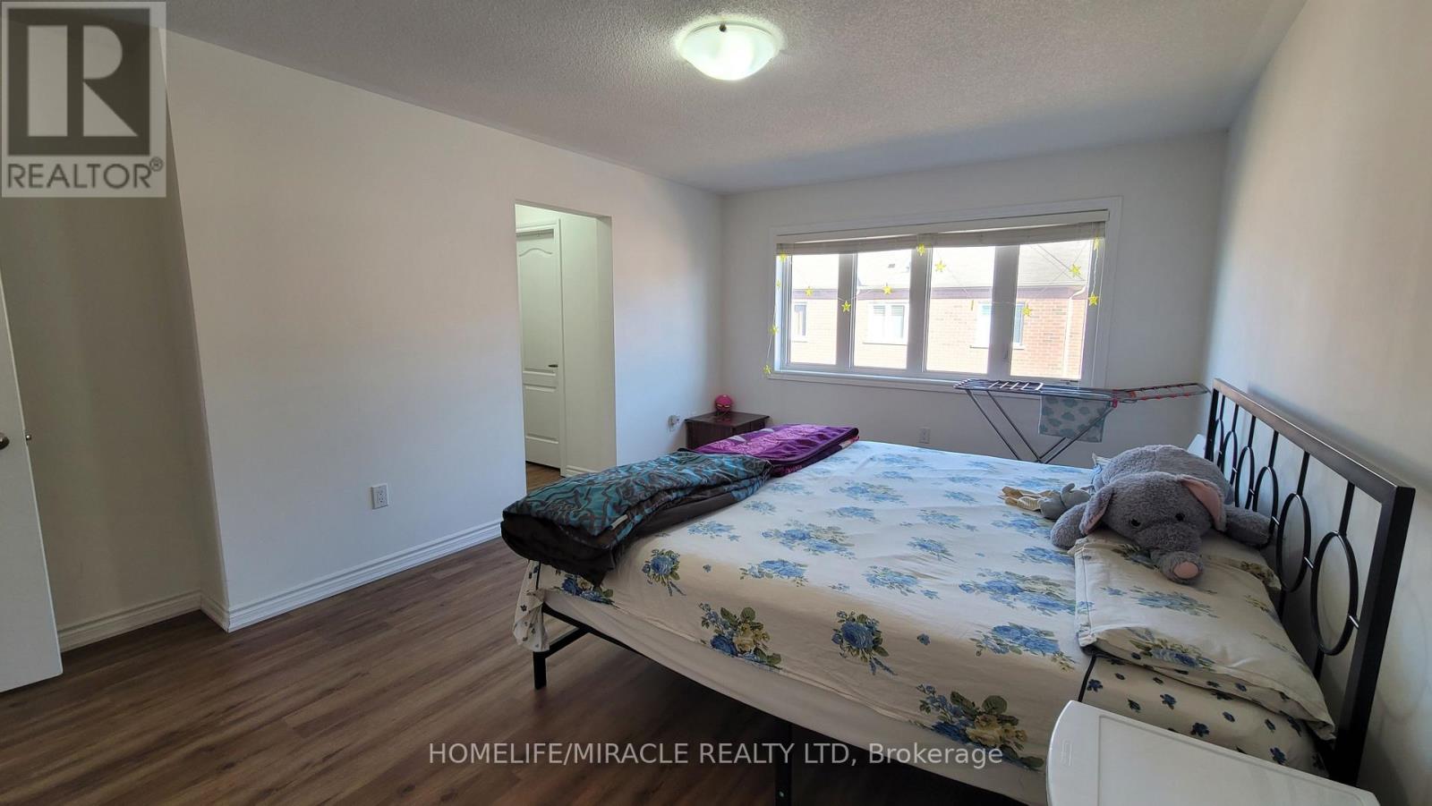 56 Dolobram Trail, Brampton, Ontario  L7A 4Y3 - Photo 8 - W12914438