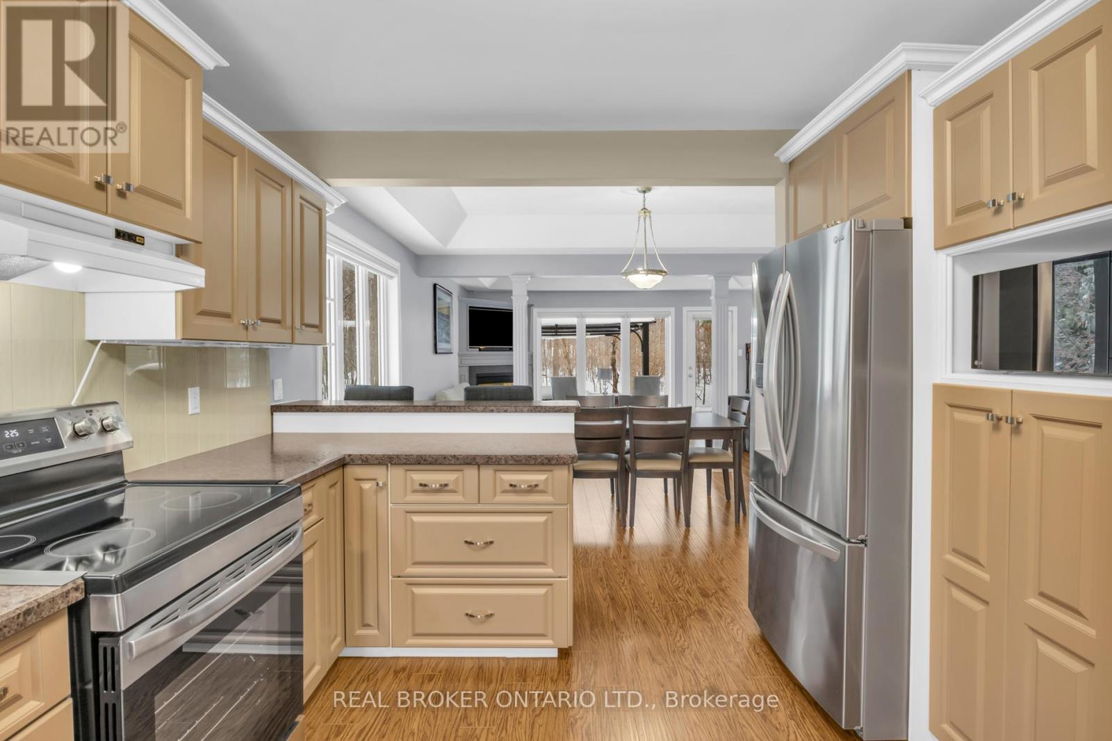 13 Burlwood Drive, Woolwich, Ontario  N3B 3L2 - Photo 12 - X12896784