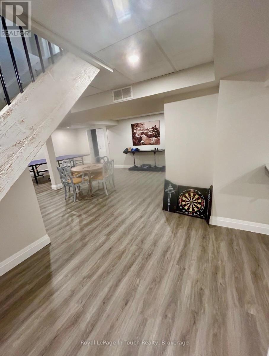 153 Ferndale Drive S, Barrie, Ontario  L4N 6X9 - Photo 33 - S12915308