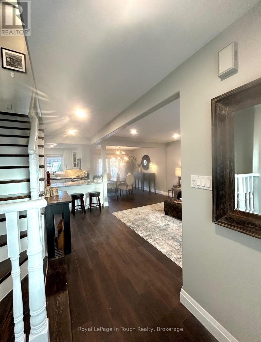 153 Ferndale Drive S, Barrie, Ontario  L4N 6X9 - Photo 9 - S12915308