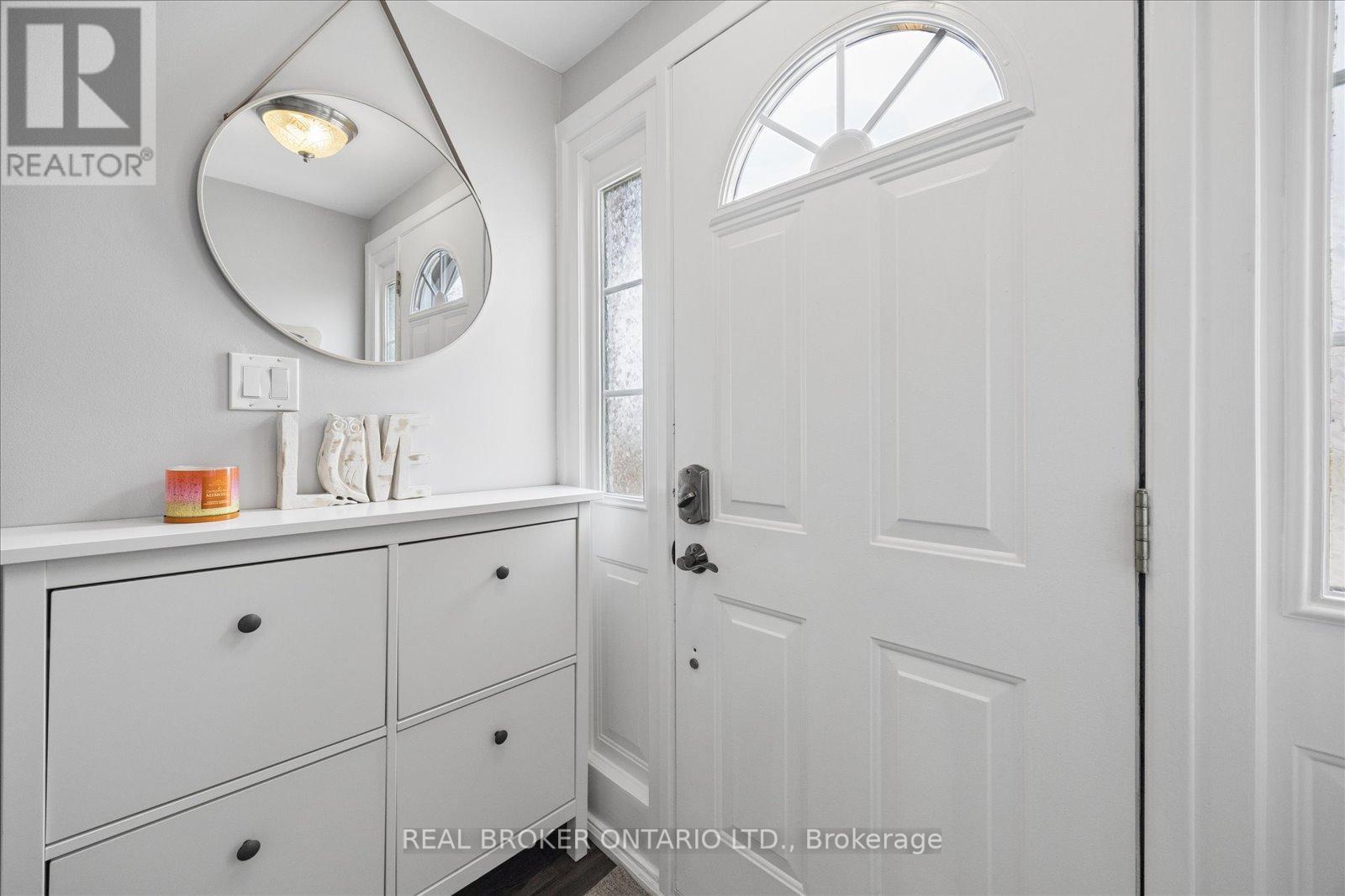 123 Vancouver Street, Oshawa, Ontario L1J 5X5 - Photo 4 - E12915106