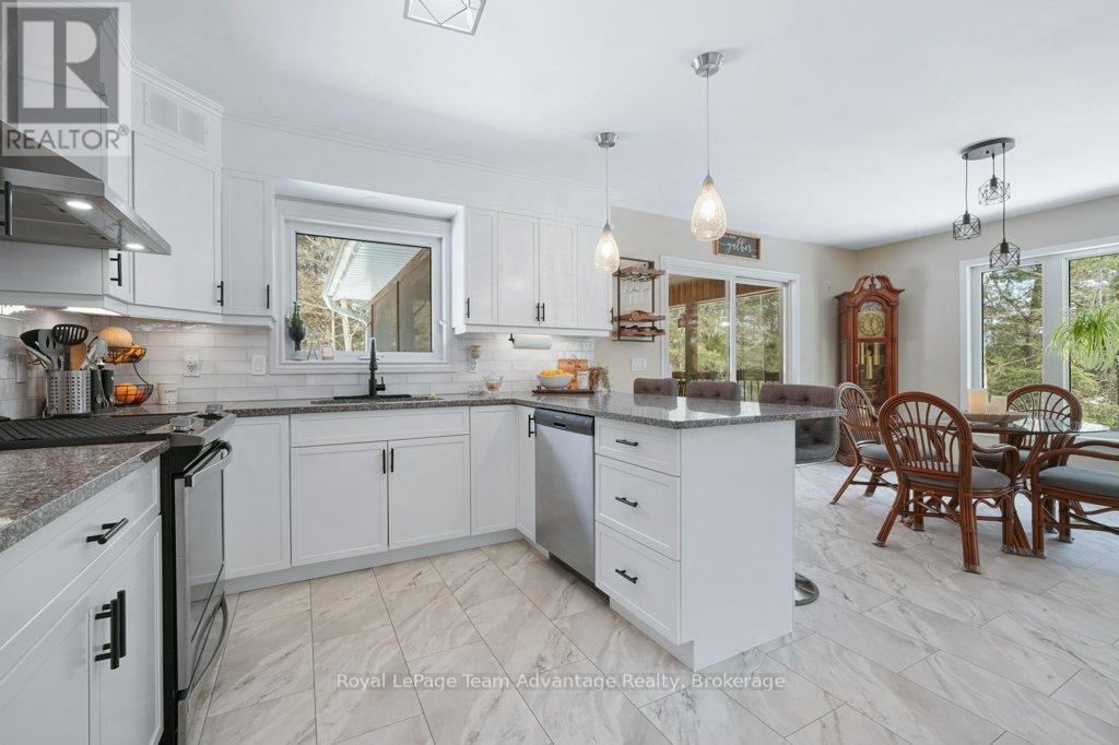 1 Big Sound Road, Mcdougall, Ontario  P0G 1G0 - Photo 10 - X12915128