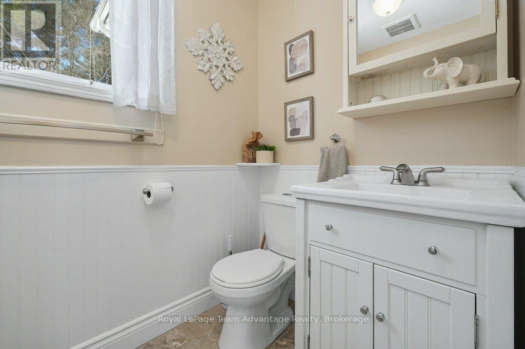 1 Big Sound Road, Mcdougall, Ontario  P0G 1G0 - Photo 37 - X12915128