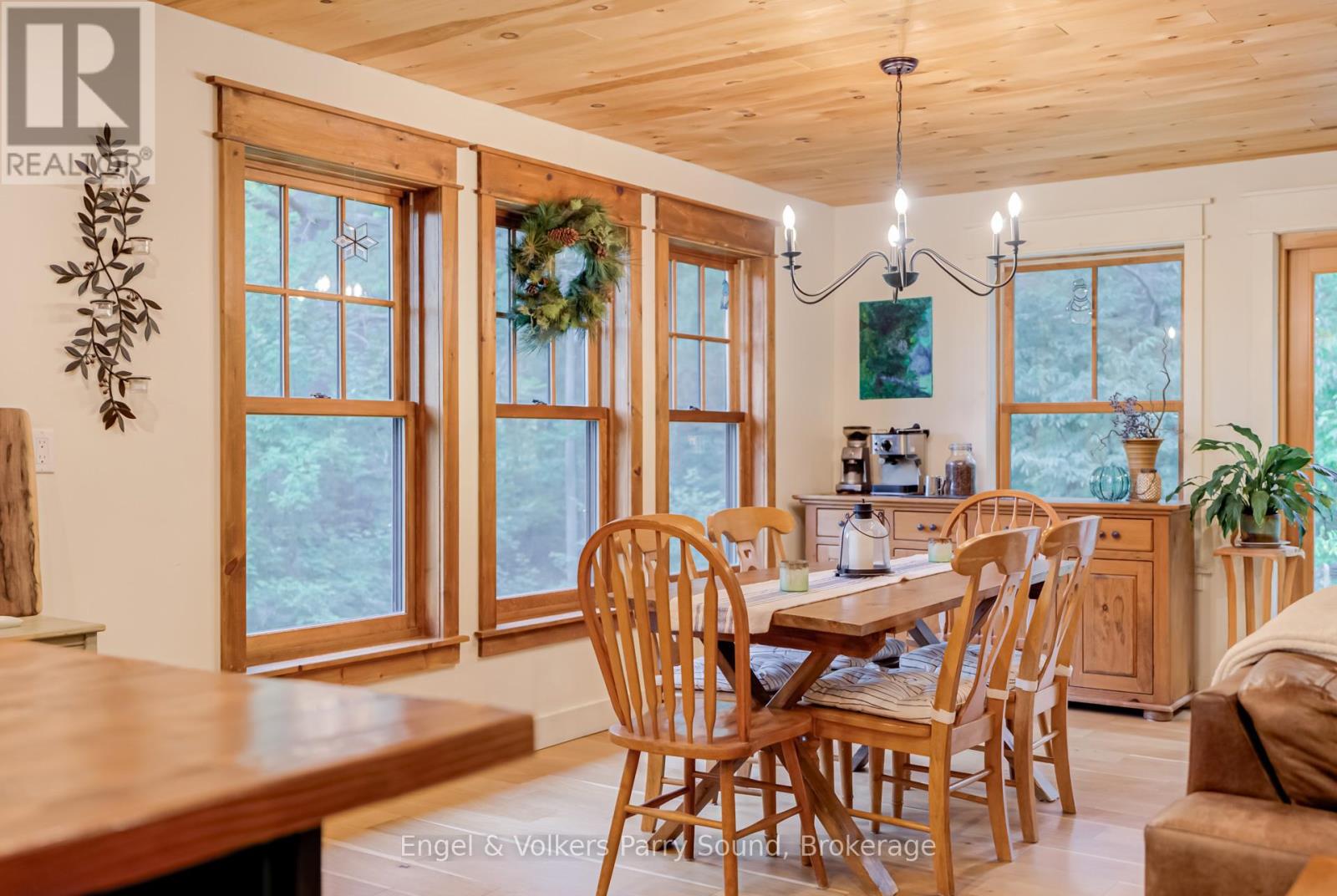 6 Little Beaver Boulevard, Seguin, Ontario  P2A 2W8 - Photo 19 - X12915188