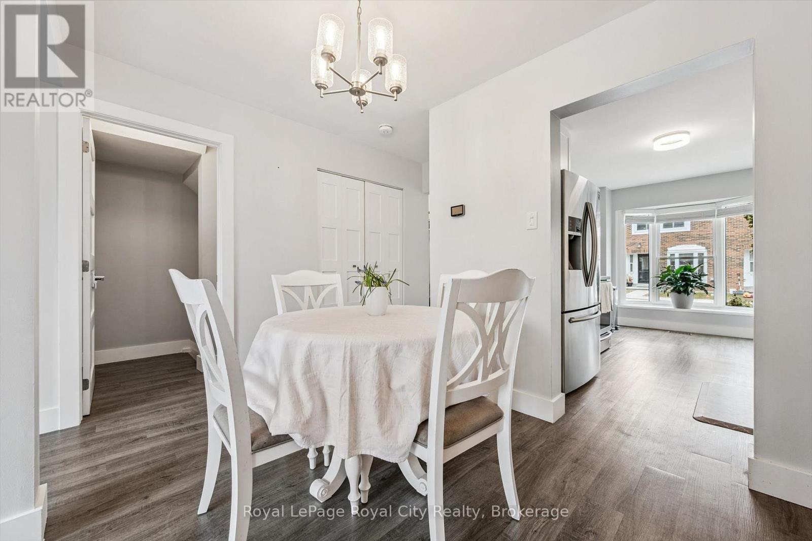 39 - 121 Bagot Street, Guelph, Ontario N1H 5T8 - Photo 12 - X12915260