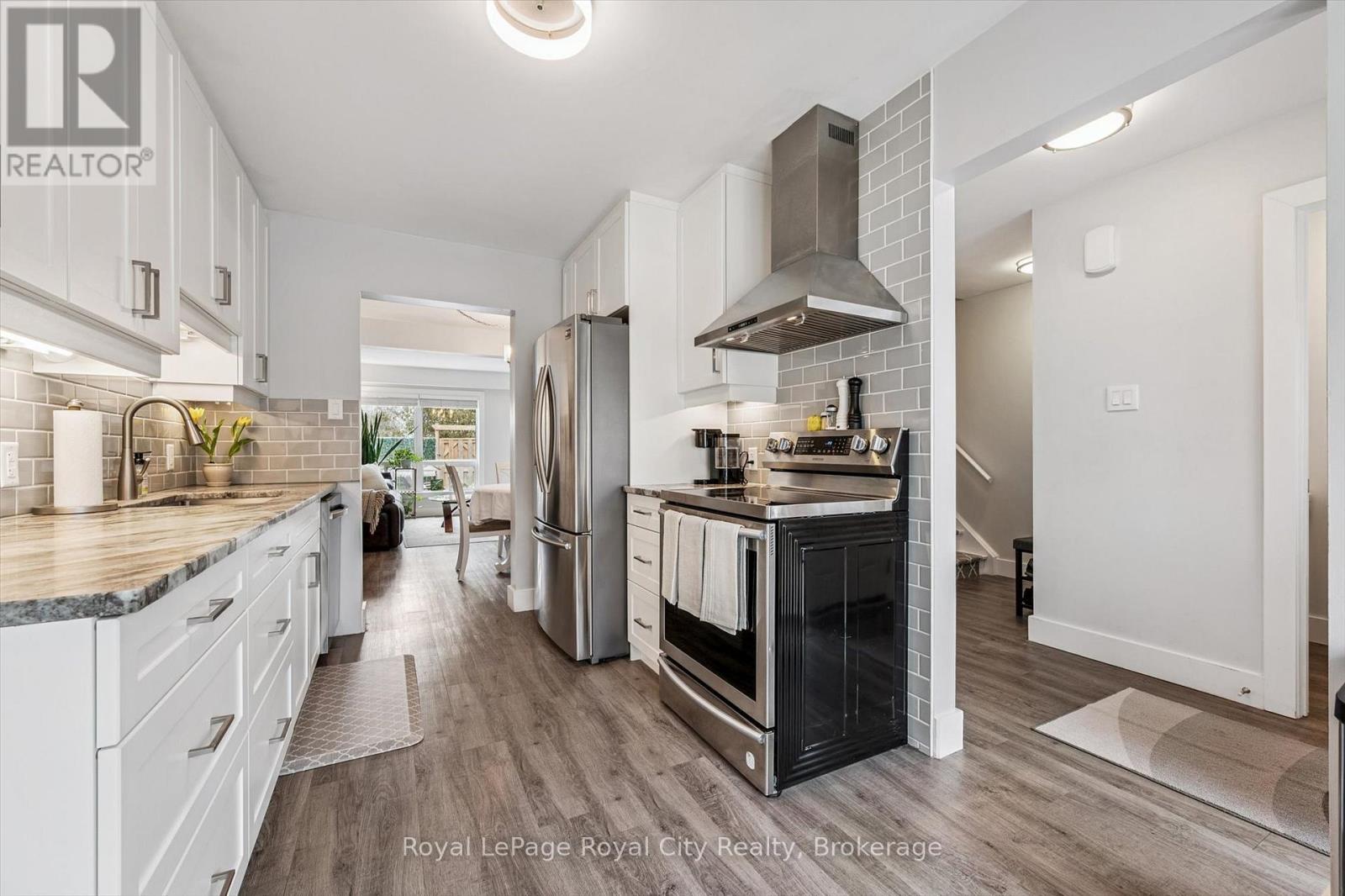 39 - 121 Bagot Street, Guelph, Ontario N1H 5T8 - Photo 15 - X12915260