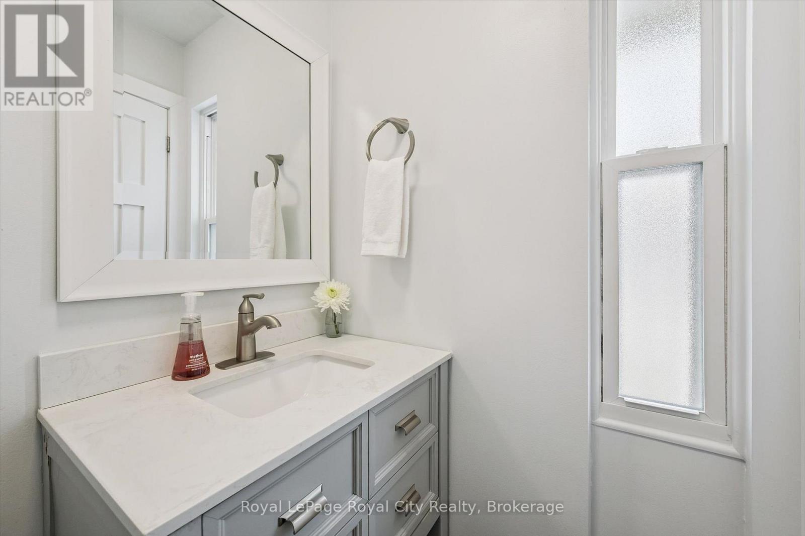 39 - 121 Bagot Street, Guelph, Ontario N1H 5T8 - Photo 19 - X12915260