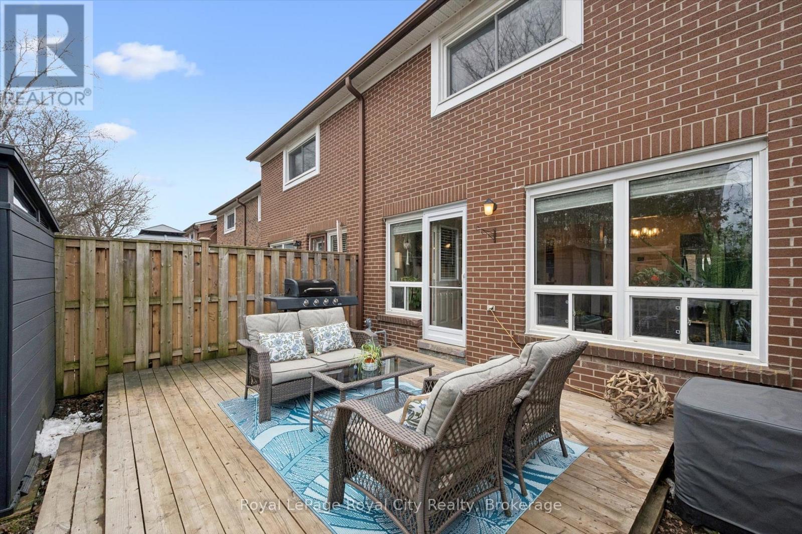 39 - 121 Bagot Street, Guelph, Ontario N1H 5T8 - Photo 36 - X12915260