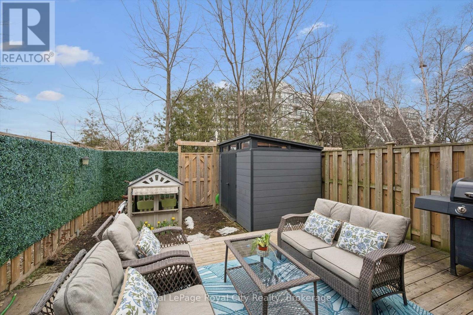 39 - 121 Bagot Street, Guelph, Ontario N1H 5T8 - Photo 37 - X12915260