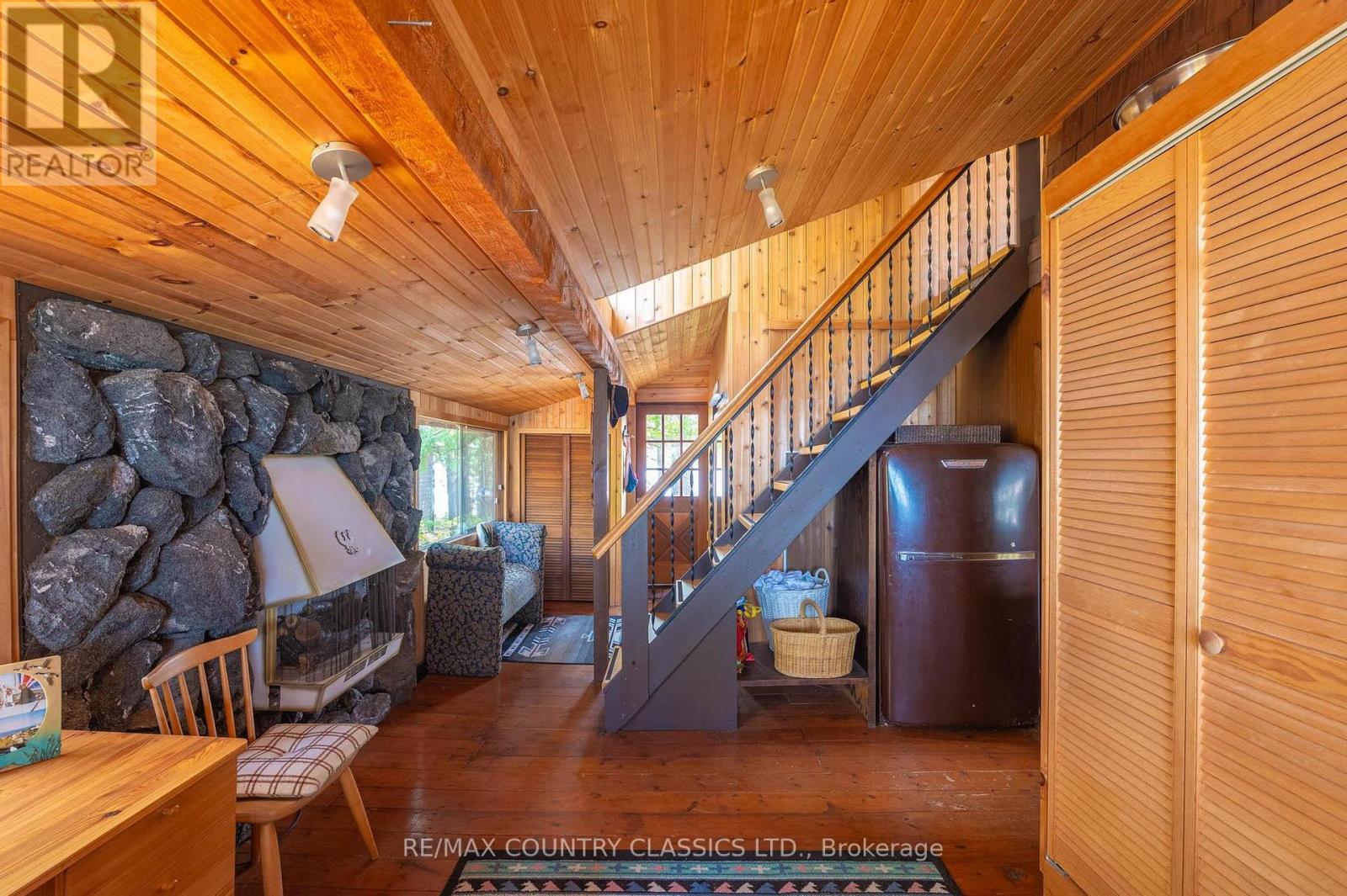 22 Chandos Lk Balmer Island, North Kawartha, Ontario  K0L 1A0 - Photo 42 - X12915080