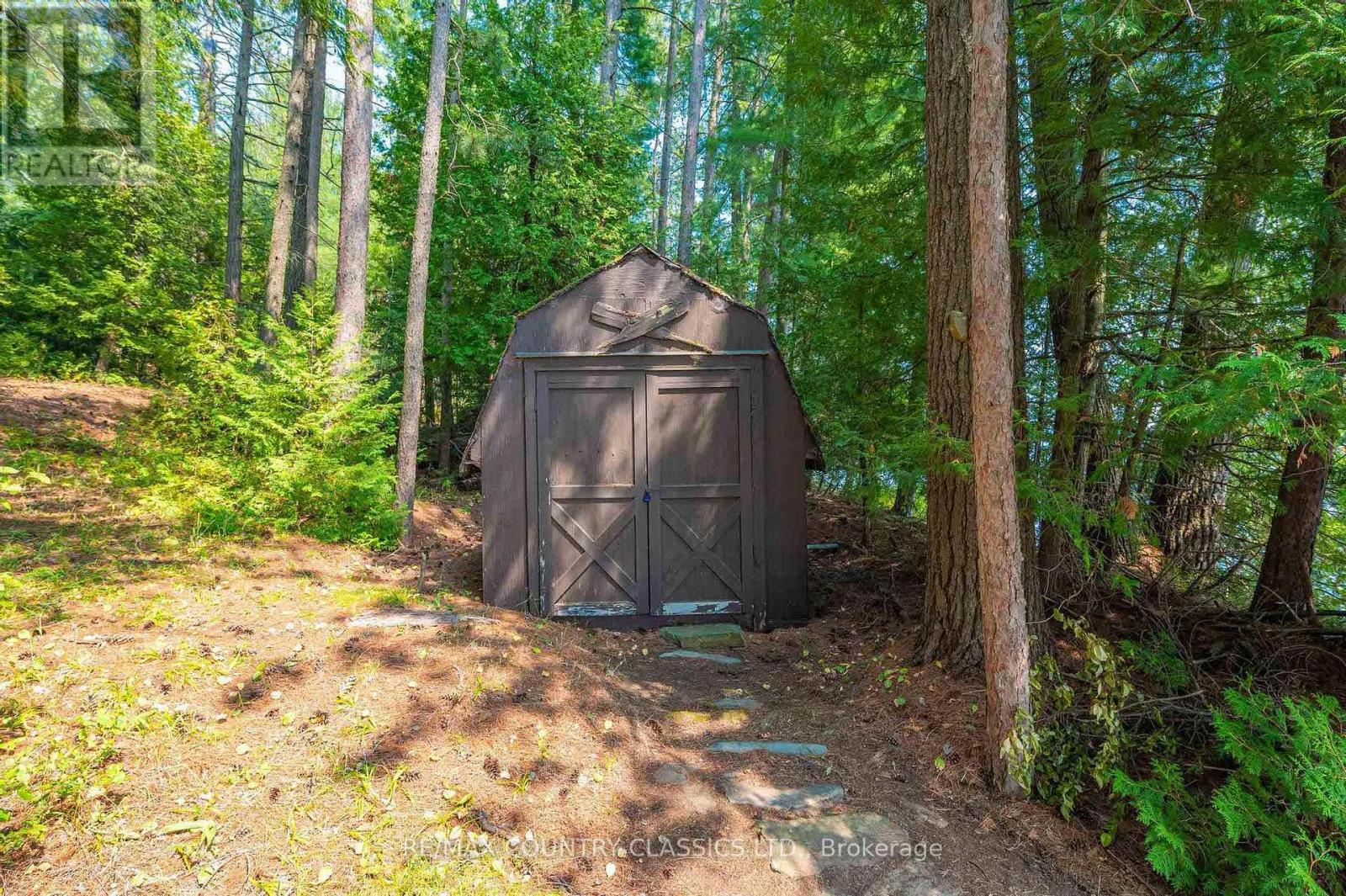 22 Chandos Lk Balmer Island, North Kawartha, Ontario  K0L 1A0 - Photo 5 - X12915080