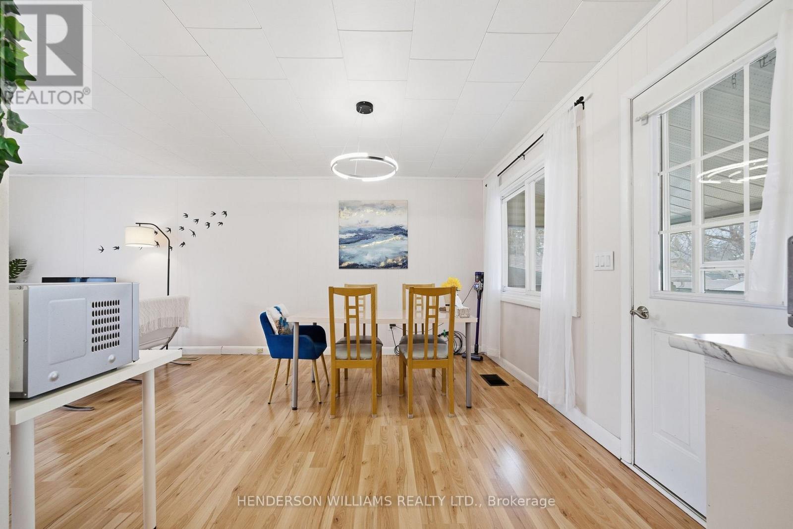 40 South Park Street N, Quinte West, Ontario  K0K 2C0 - Photo 10 - X12915250