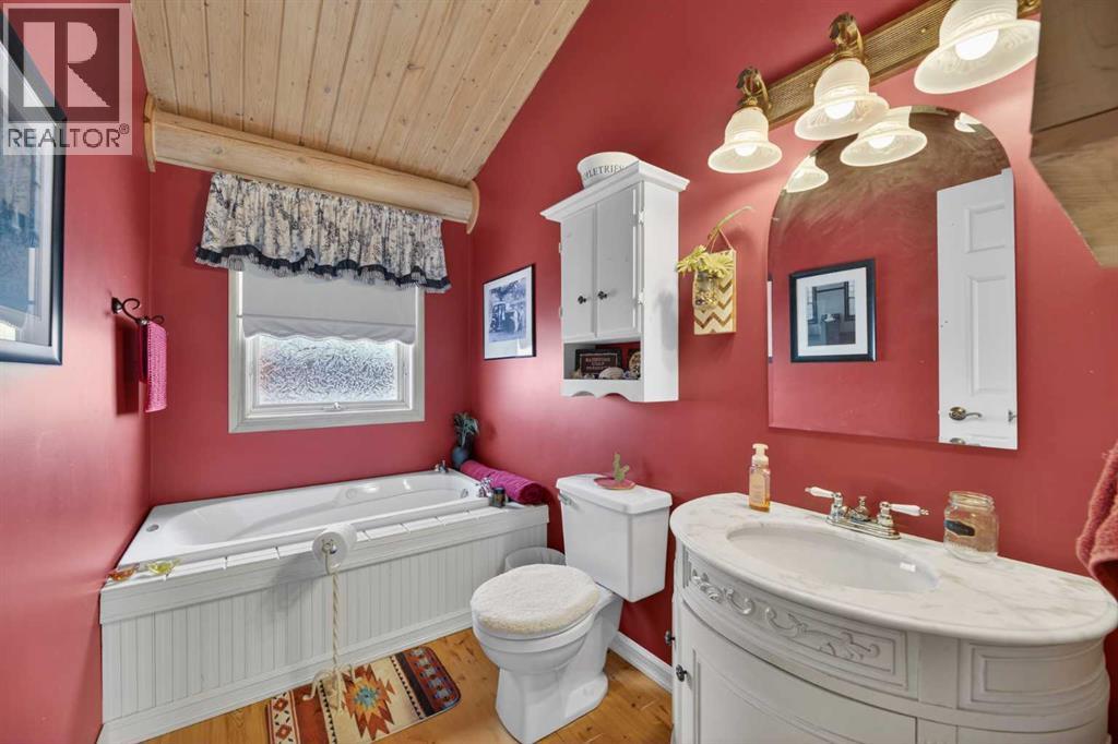 3, 32460 Range Road 61, Rural Mountain View County, Alberta  T0M 1X0 - Photo 27 - A2288971