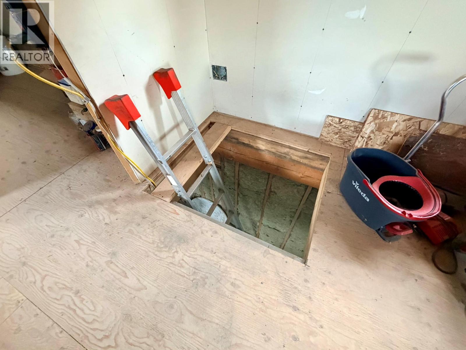 5521 Boulder Mountain Road, Barriere, British Columbia  V0E 1E0 - Photo 10 - 10380209