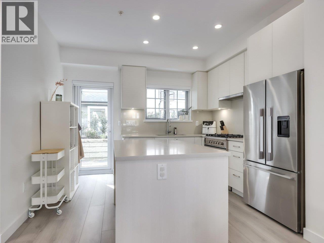 114 678 Fairview Street, Coquitlam, British Columbia  V3J 0N1 - Photo 7 - R3078241