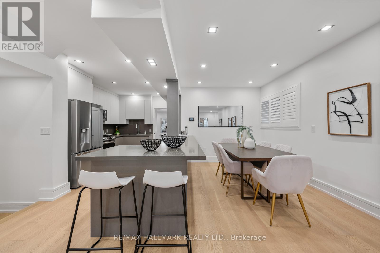 86 Albertus Avenue, Toronto, Ontario  M4R 1J7 - Photo 6 - C12915082