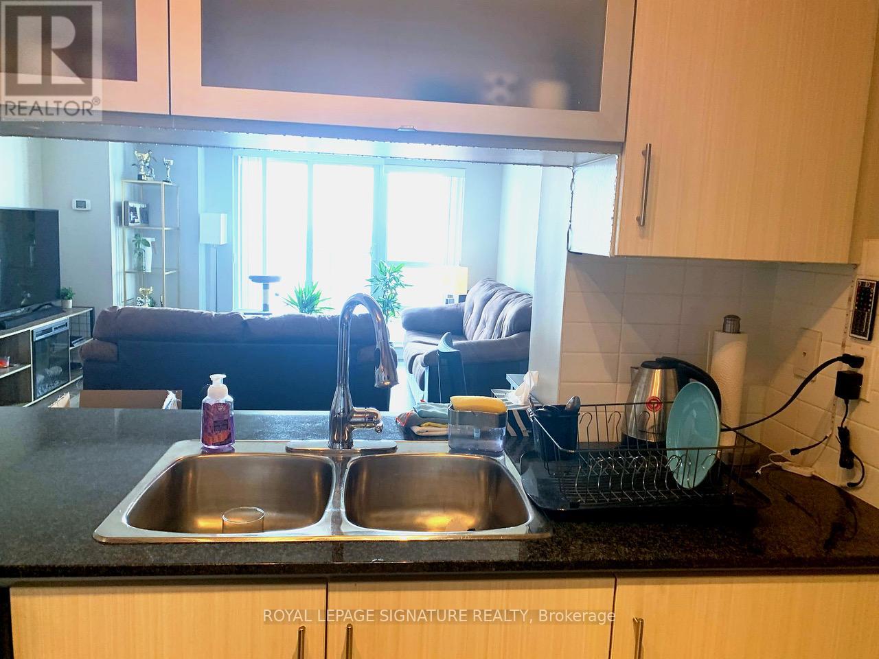 3210 - 2015 Sheppard Avenue E, Toronto, Ontario M2J 1W6 - Photo 10 - C12915086