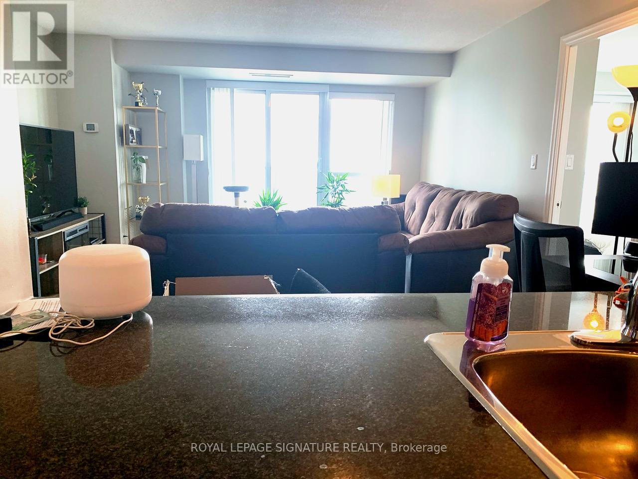 3210 - 2015 Sheppard Avenue E, Toronto, Ontario M2J 1W6 - Photo 11 - C12915086