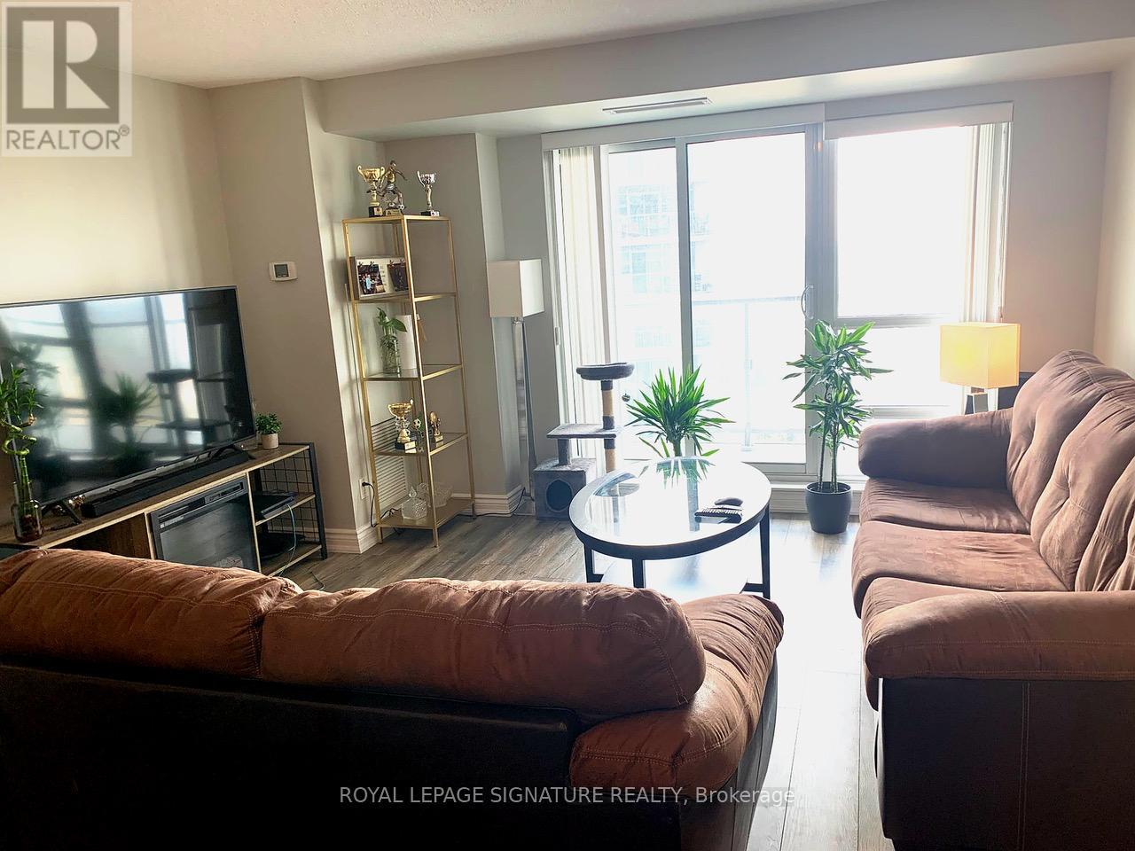 3210 - 2015 Sheppard Avenue E, Toronto, Ontario M2J 1W6 - Photo 16 - C12915086