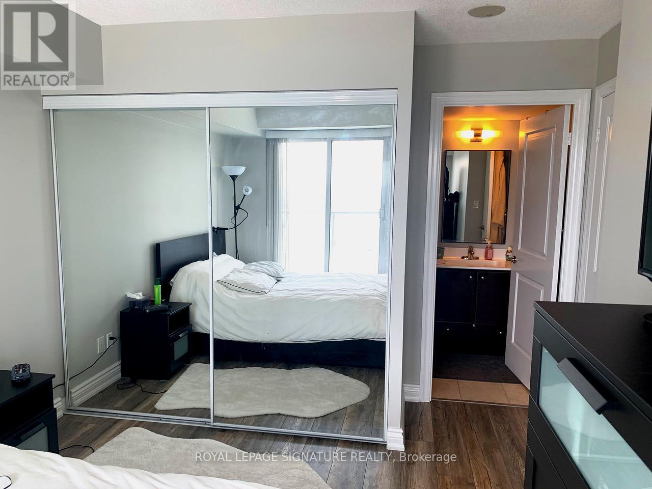 3210 - 2015 Sheppard Avenue E, Toronto, Ontario M2J 1W6 - Photo 32 - C12915086