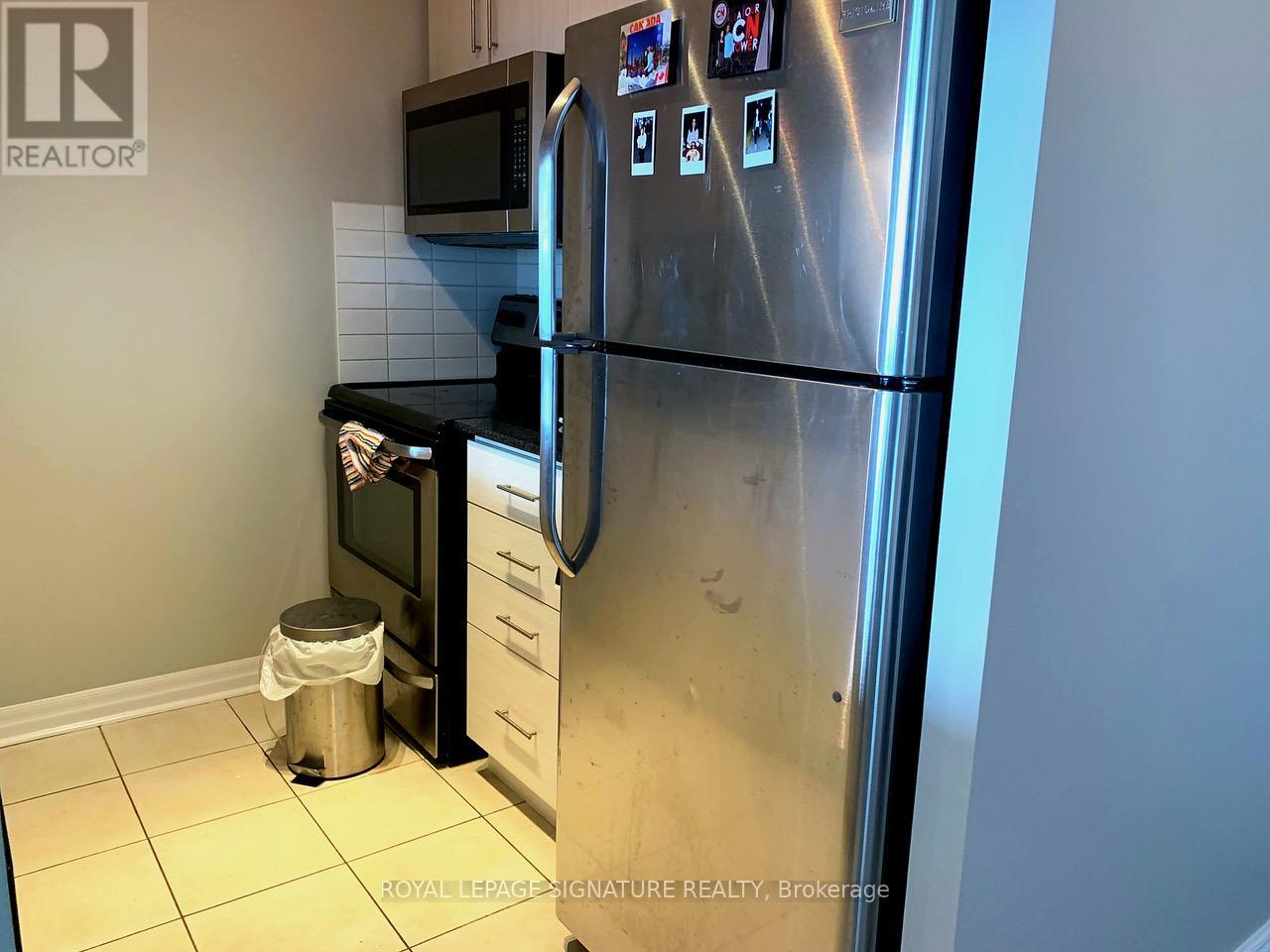 3210 - 2015 Sheppard Avenue E, Toronto, Ontario M2J 1W6 - Photo 8 - C12915086