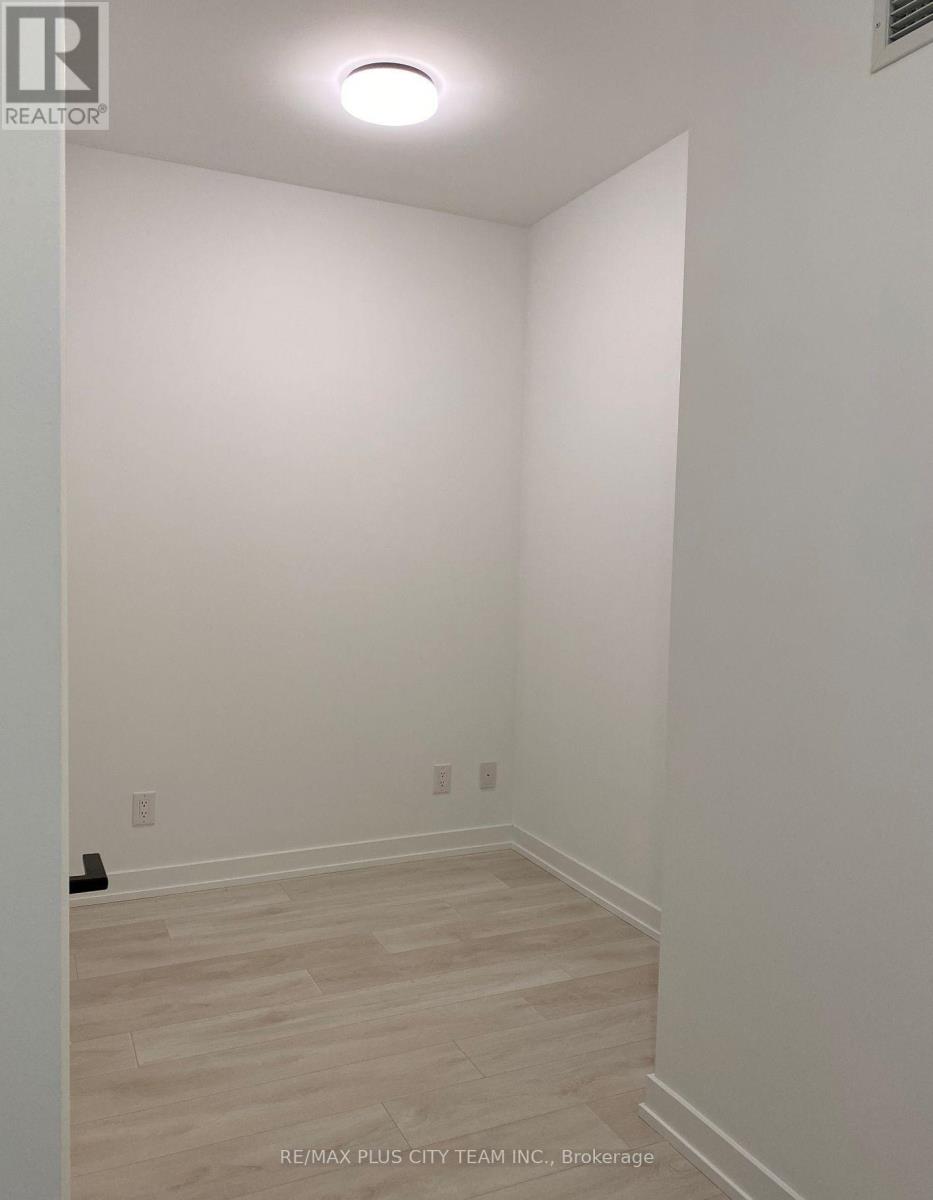 324 - 5 Defries Street, Toronto, Ontario M5A 0W7 - Photo 7 - C12915210