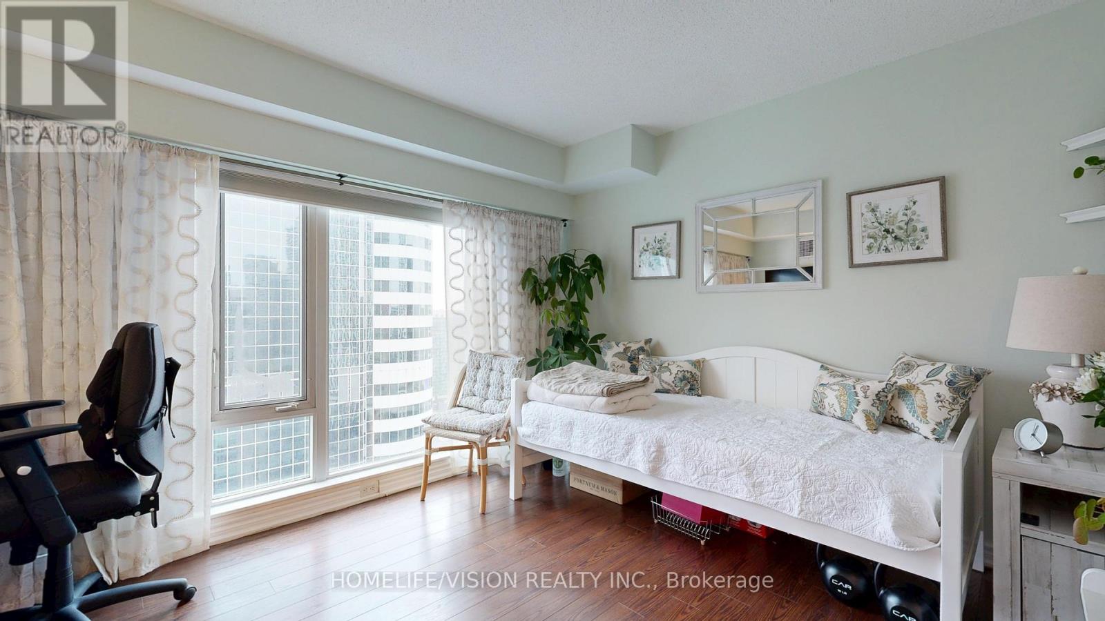 3311 - 210 Victoria Street, Toronto, Ontario  M5B 2R3 - Photo 10 - C12915244