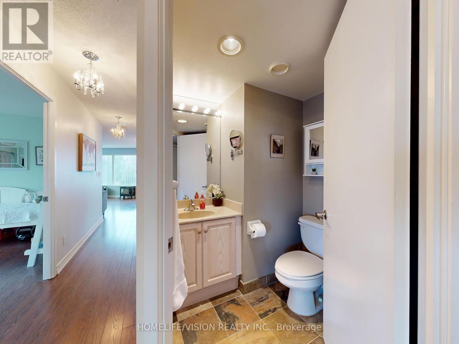 3311 - 210 Victoria Street, Toronto, Ontario  M5B 2R3 - Photo 7 - C12915244