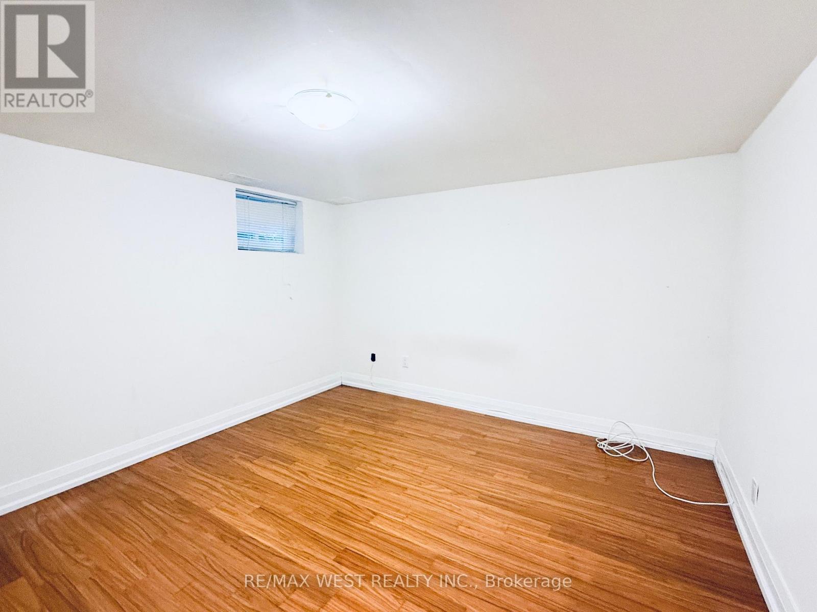 Lower - 43 Dunblaine Avenue, Toronto, Ontario  M5M 2R8 - Photo 15 - C12915254