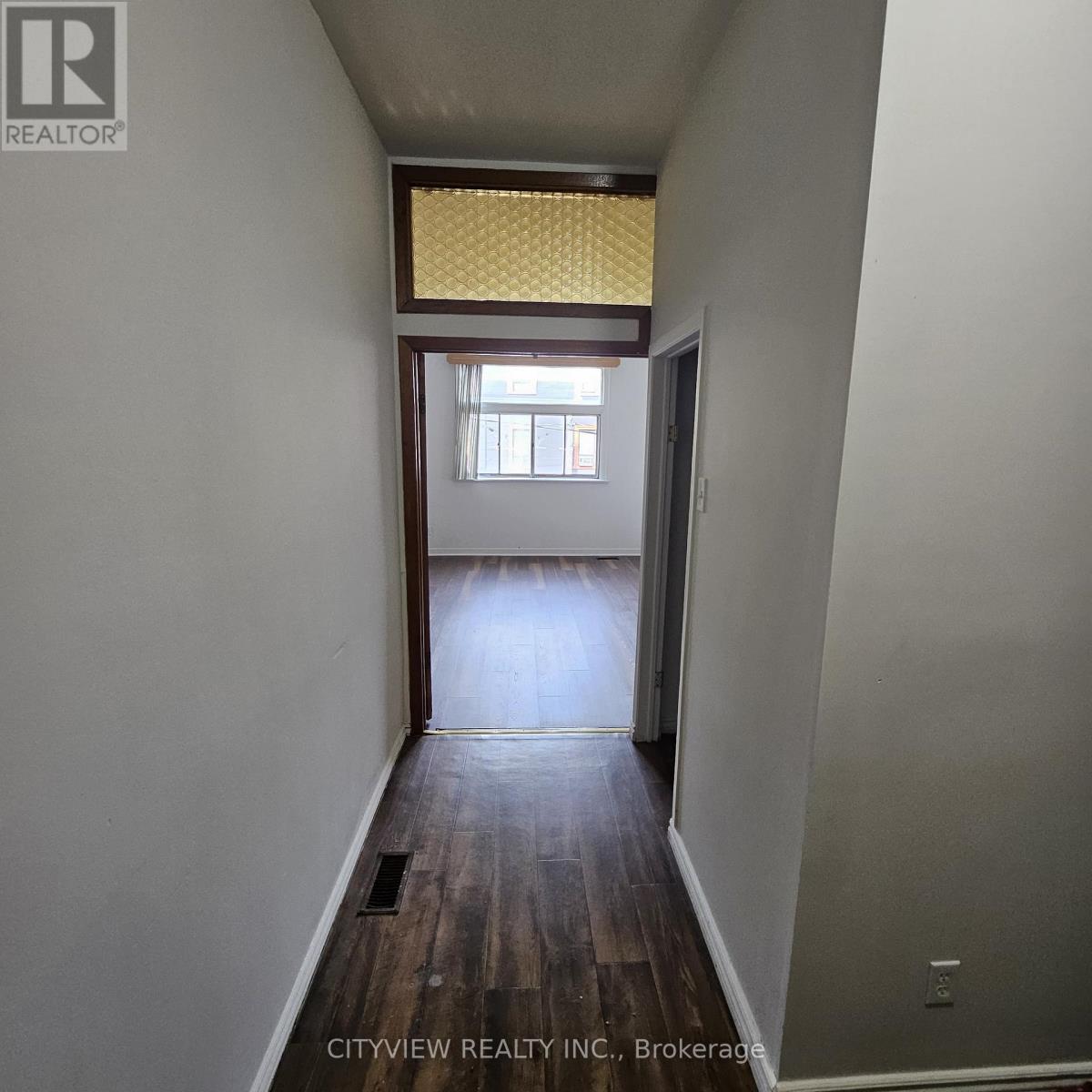 381 Dundas Street E, Toronto, Ontario  M5A 2A6 - Photo 3 - C12915258