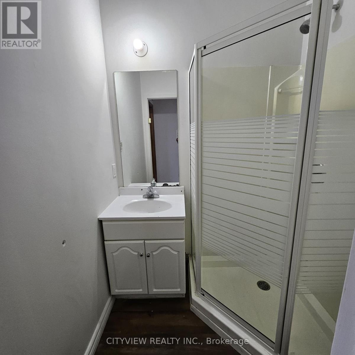 381 Dundas Street E, Toronto, Ontario  M5A 2A6 - Photo 4 - C12915258