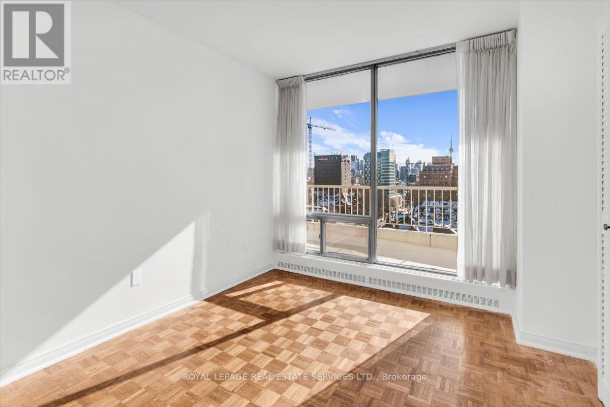 1005 - 190 St George Street, Toronto, Ontario  M5R 2N4 - Photo 11 - C12915302