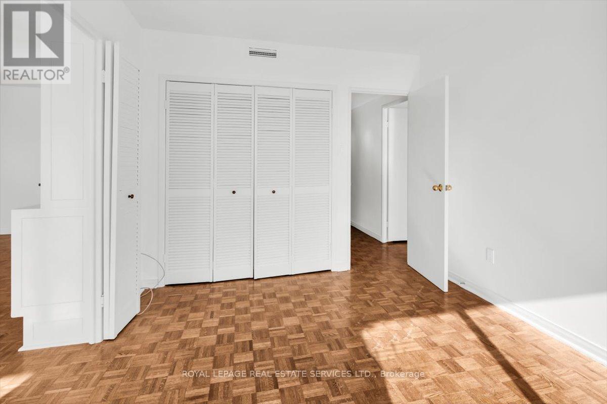 1005 - 190 St George Street, Toronto, Ontario  M5R 2N4 - Photo 13 - C12915302